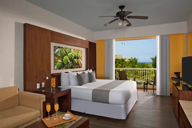 deluxe-ov-grand-nuevo-vallarta-a.webp