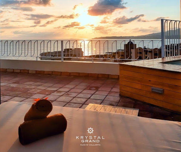 FB SKY Bar Sunset.webp